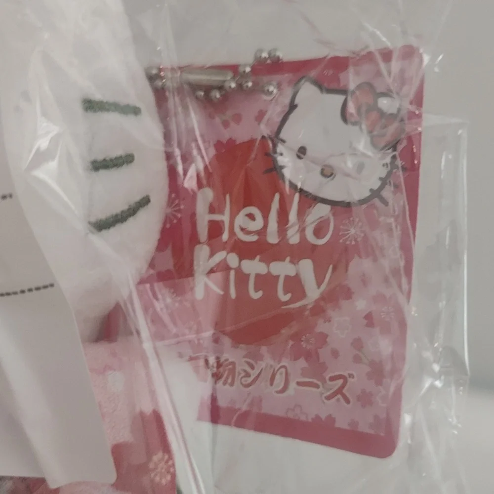 Hello Kitty bag charm - Picture 4 of 4